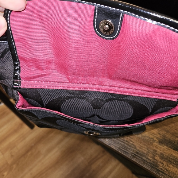 COACH Satchel Medium Size - Picture 9 of 11